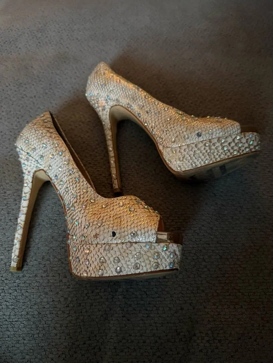 Chinese Laundry Champagne Rhinestone Peep-Toe Heels - Picture 2 of 3